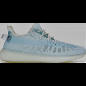 YEEZY 350 Mono Ice , size 7 - $299